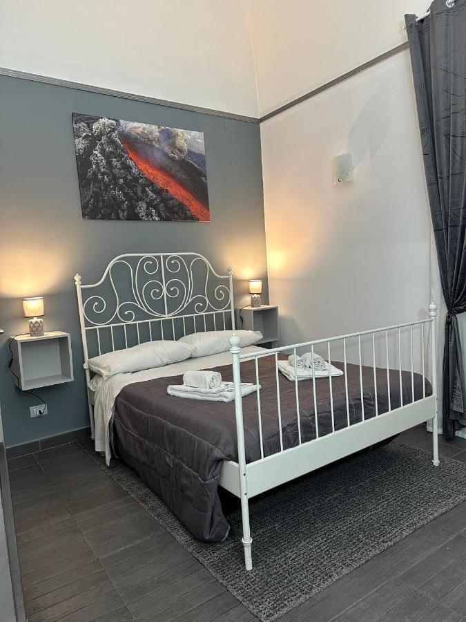 Etna Rooms 卡塔尼亚 外观 照片