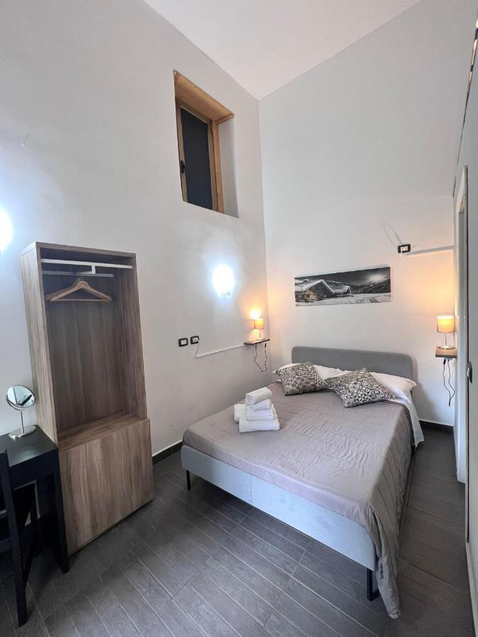 Etna Rooms 卡塔尼亚 外观 照片